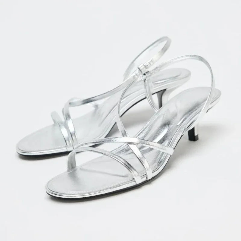 סנדלים אלגנטיים- שלומית